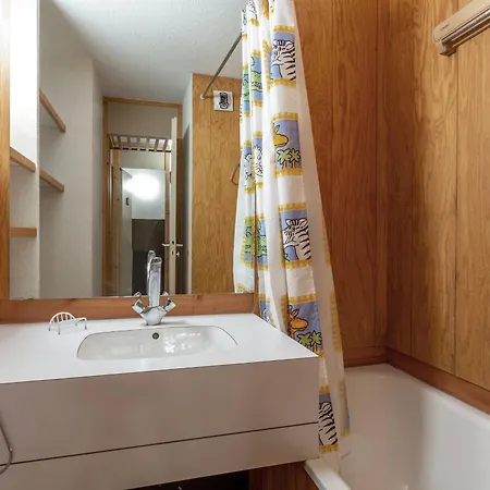 Divisible 4 Pers, Balcon, Animaux Admis - Fr-1-353-63 *